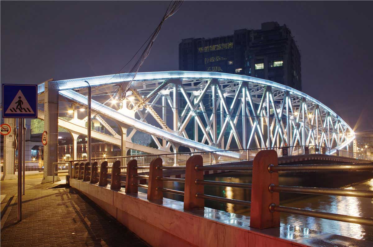 Suzhou Creek, Shanghai at night